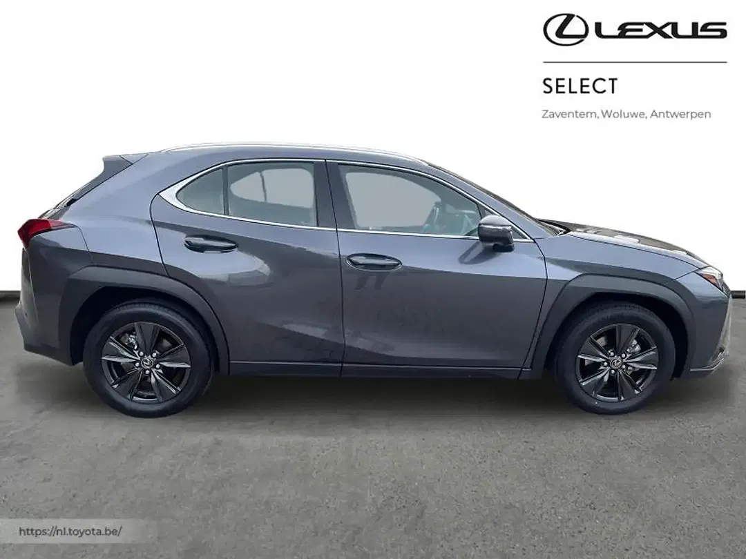 Lexus UX 300h - Thumbnail 14