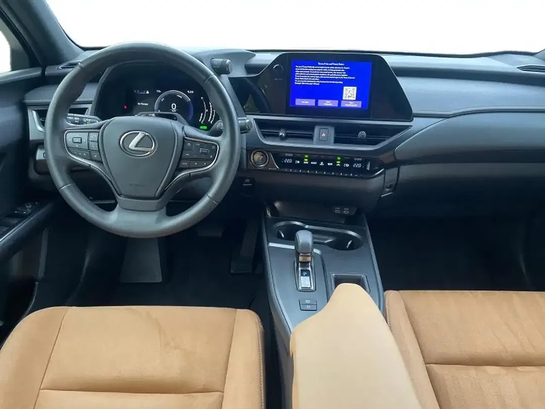 Lexus UX 300h - Thumbnail 7