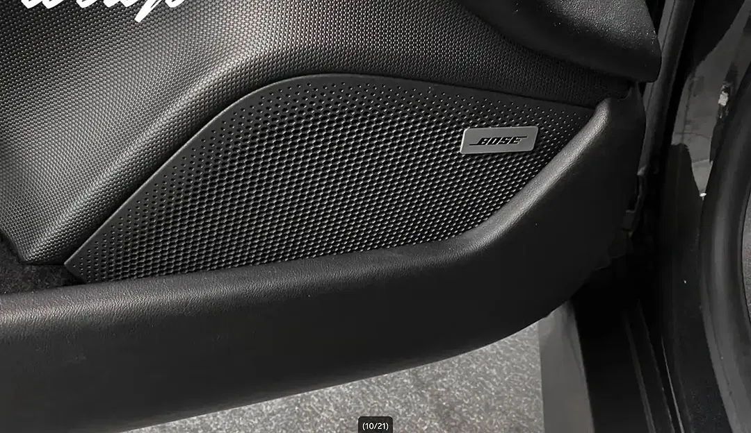 Porsche Taycan PASM - Thumbnail 10