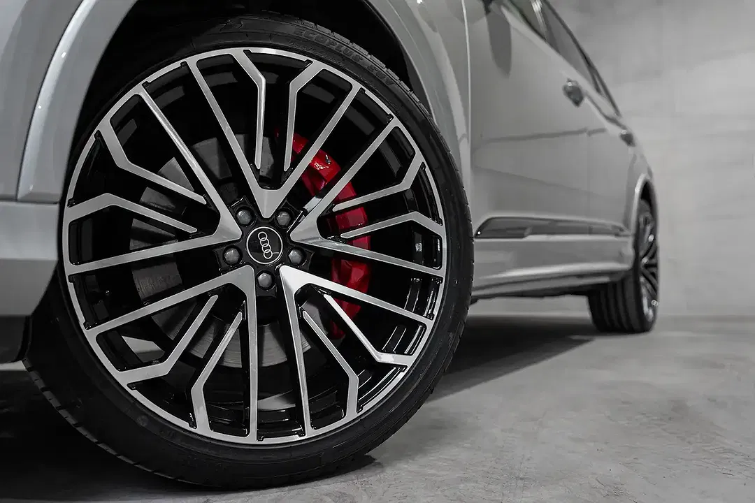 Audi Q7 S line - Thumbnail 12