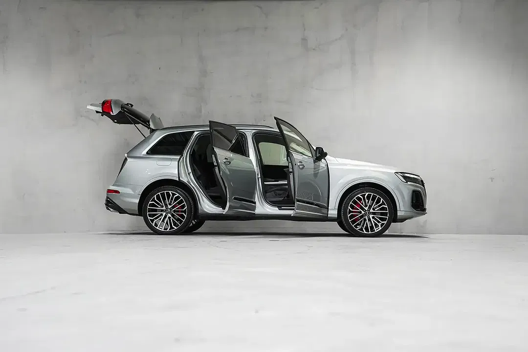 Audi Q7 S line - Thumbnail 6