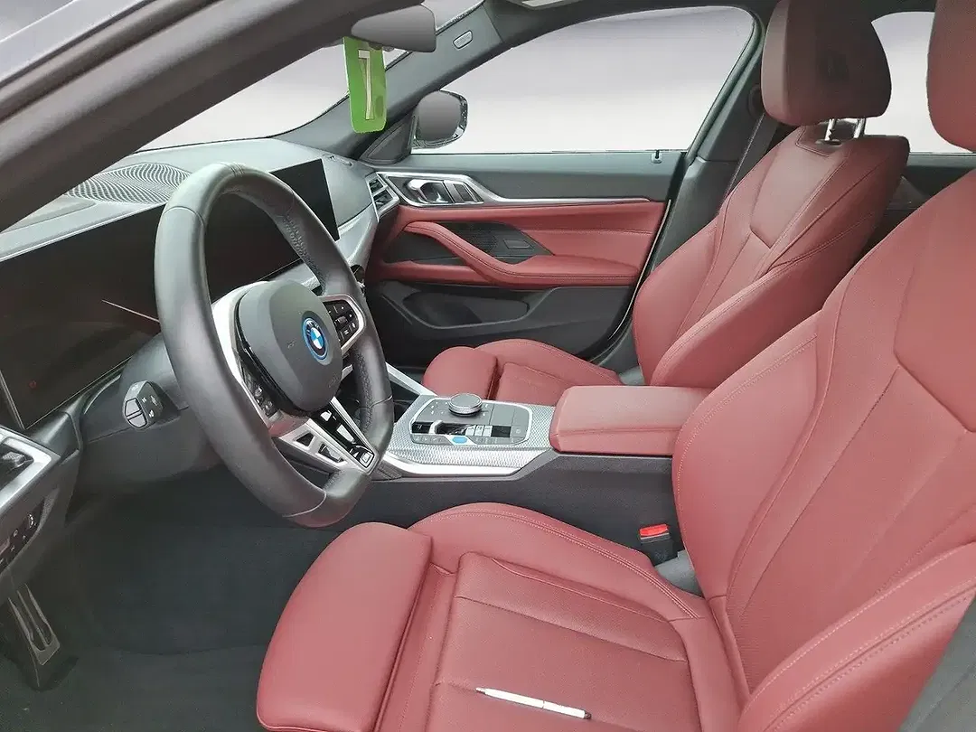 BMW i4 eDrive M Sport Pro - Thumbnail 9