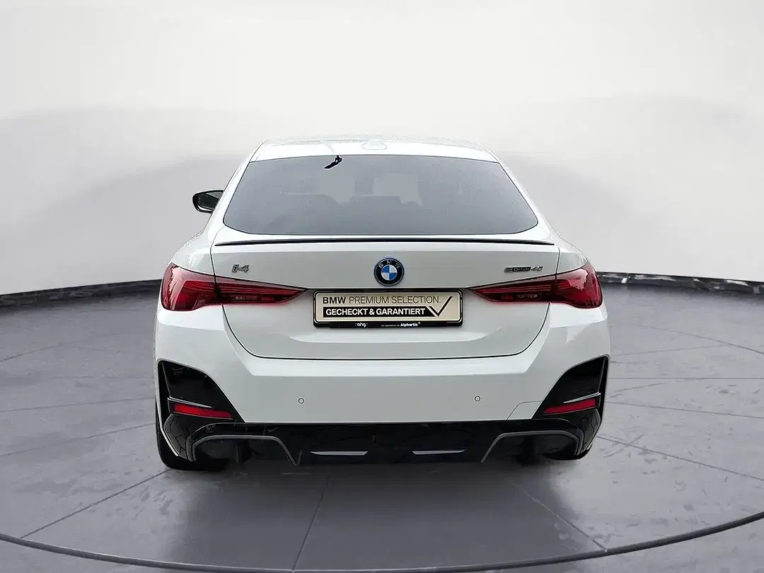 BMW i4 eDrive M Sport Pro - Thumbnail 4