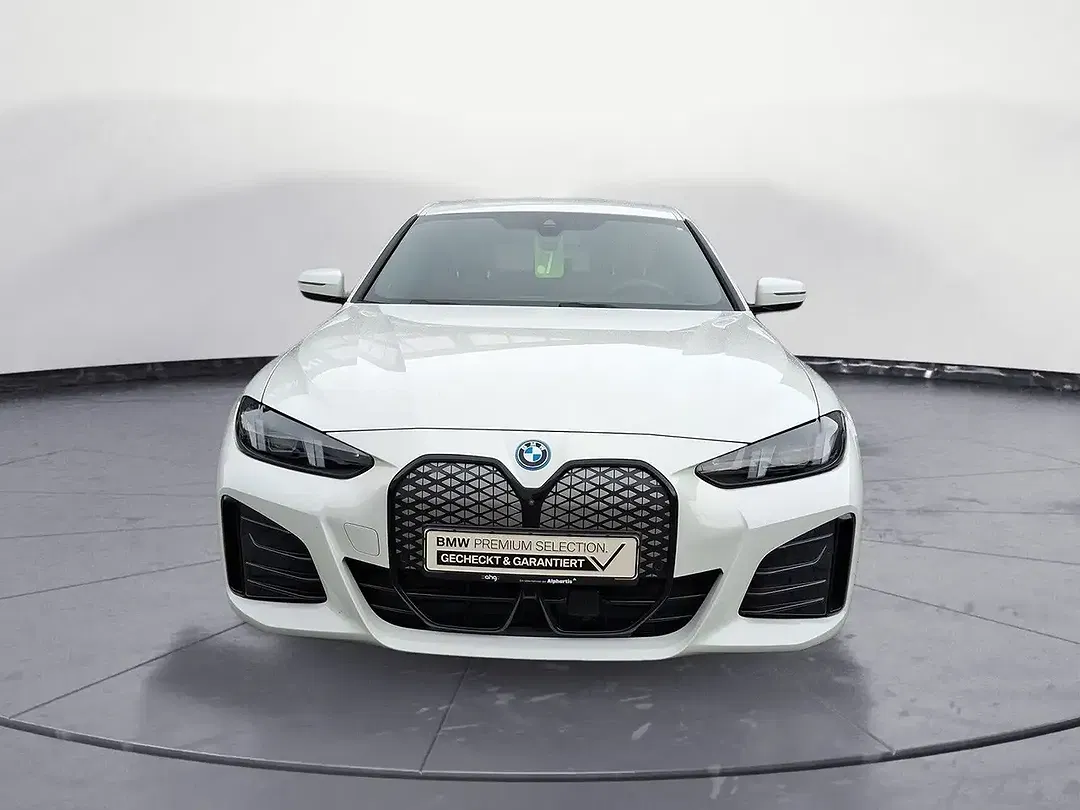 BMW i4 eDrive M Sport Pro - Thumbnail 7