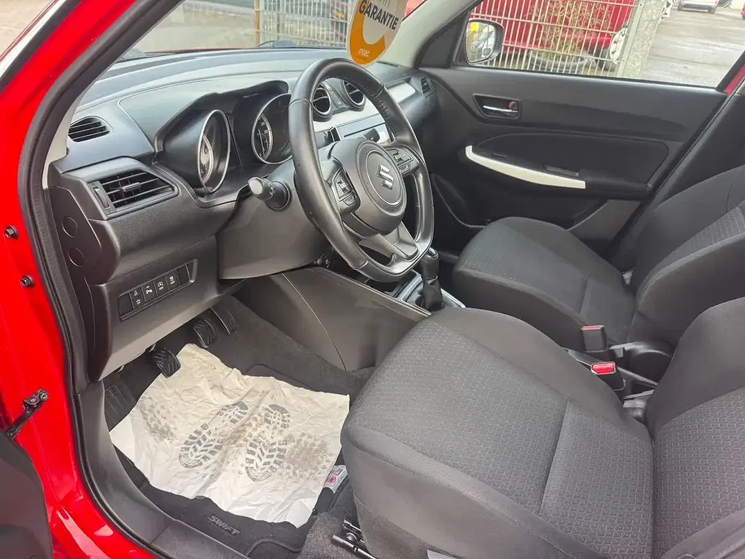 Suzuki Swift Hybrid AllGrip - Thumbnail 10