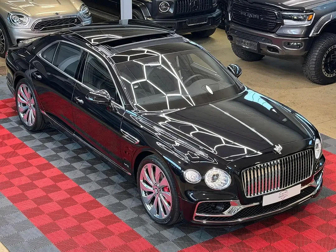 Bentley Flying Spur 6.0 W12 First Edition Mulliner - foto 1