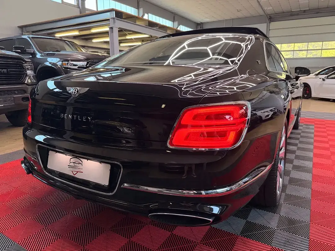 Bentley Flying Spur 6.0 W12 First Edition Mulliner - Thumbnail 10