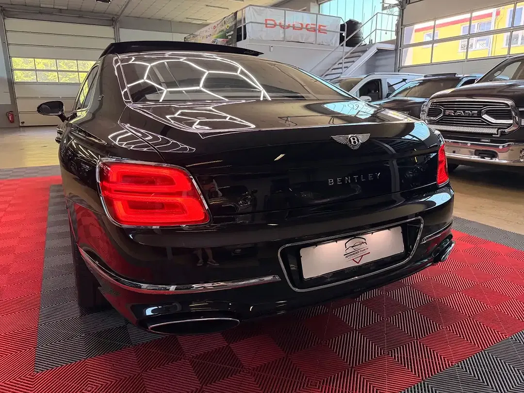 Bentley Flying Spur 6.0 W12 First Edition Mulliner - Thumbnail 12