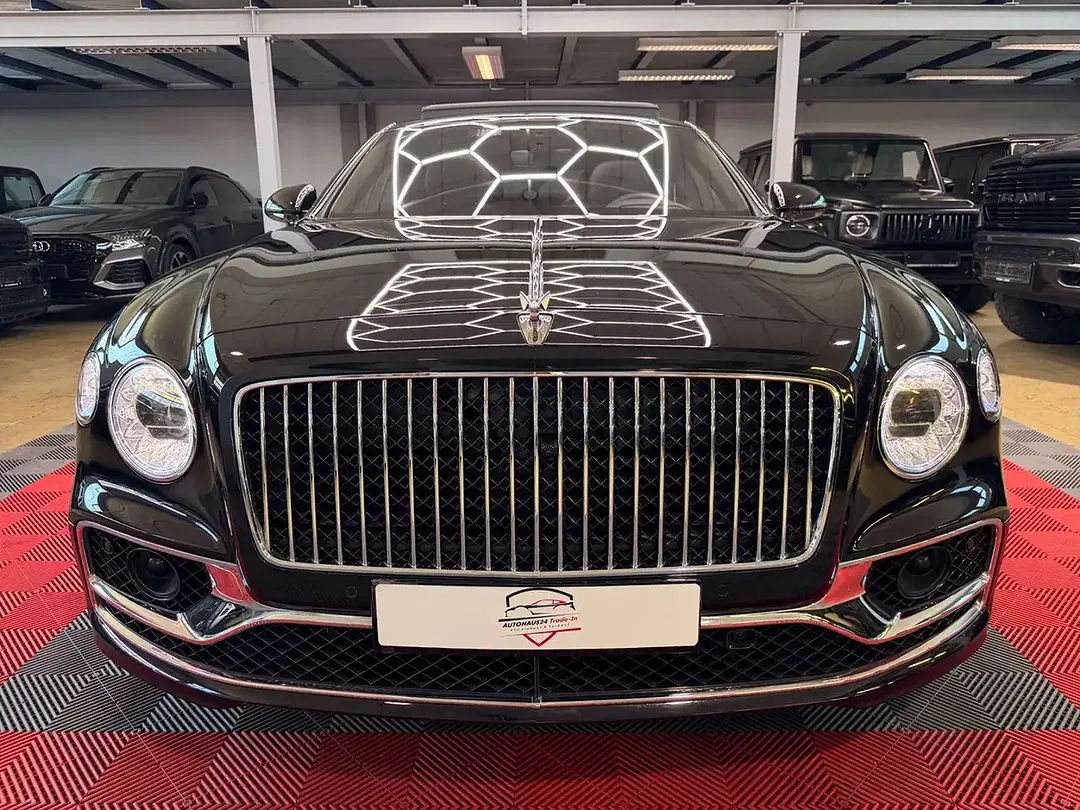Bentley Flying Spur 6.0 W12 First Edition Mulliner - foto 2