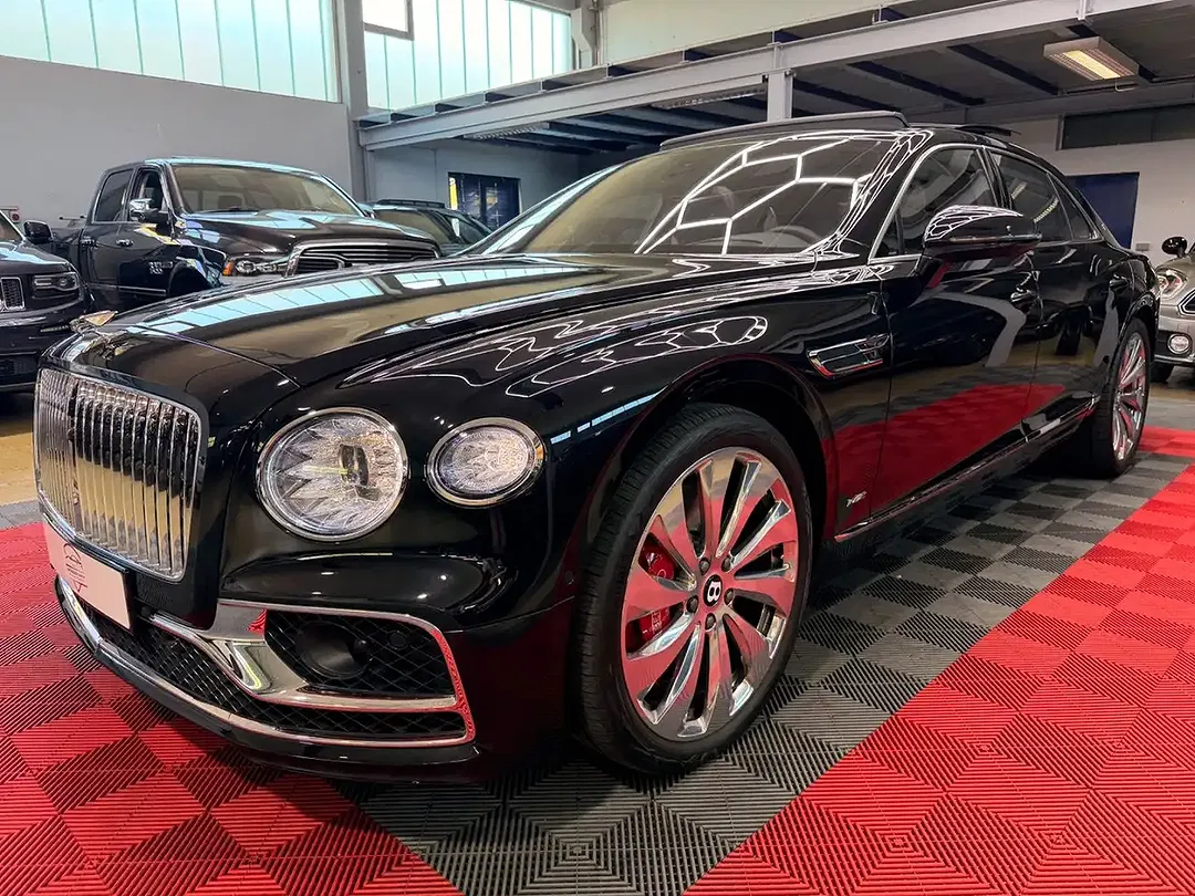 Bentley Flying Spur 6.0 W12 First Edition Mulliner - Thumbnail 5