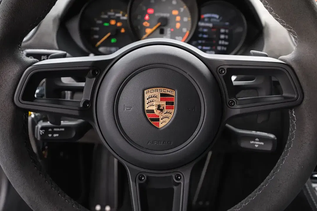 Porsche Cayman - Thumbnail 8