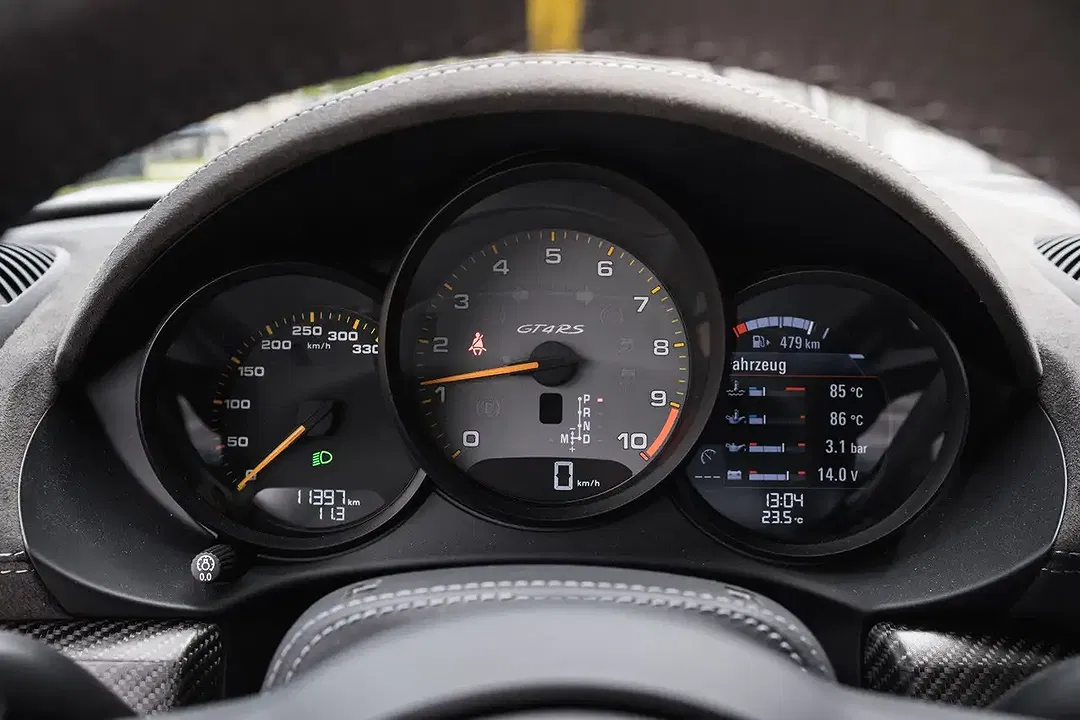 Porsche Cayman - Thumbnail 9