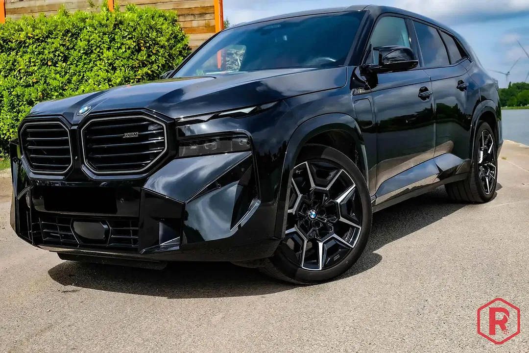 BMW XM 4.4 V8 - foto 2