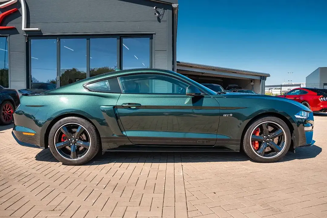 Ford Mustang 5.0 GT - Thumbnail 11
