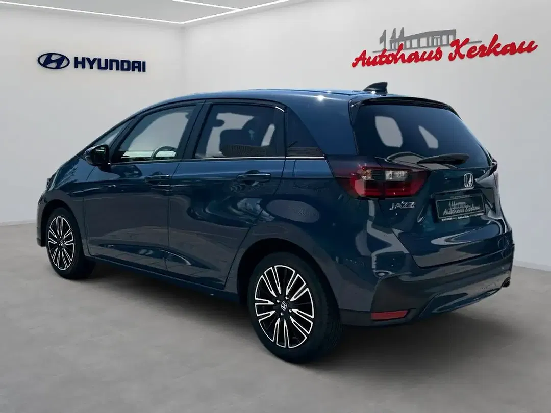 Honda Jazz 1.5 e:HEV i-MMD Hybrid Advance - Thumbnail 4