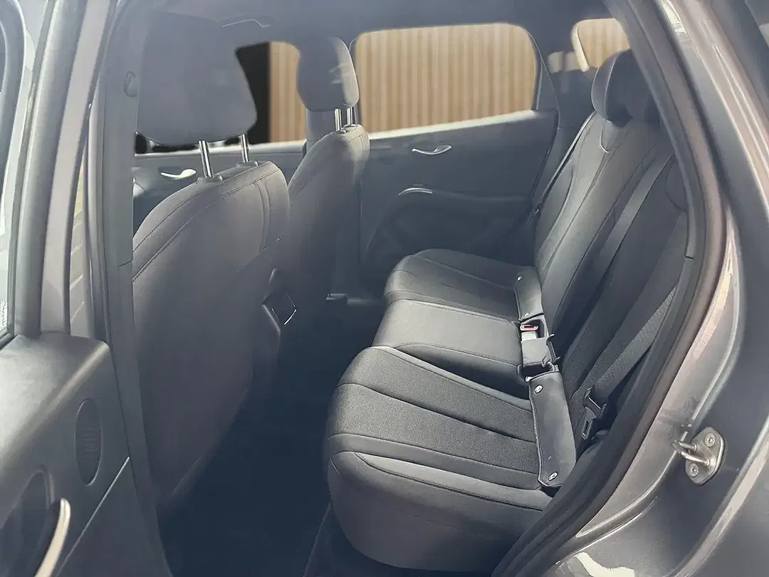 BYD Dolphin 1.5 DM-i PHEV Active - Thumbnail 12