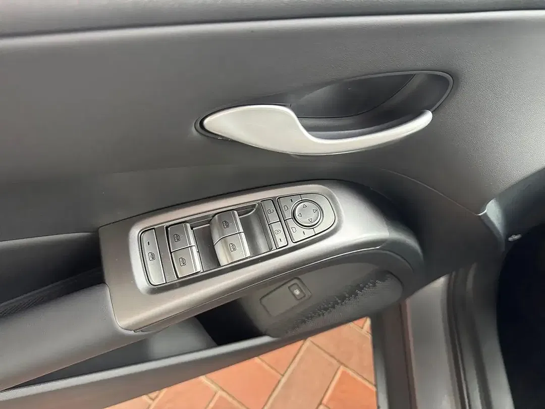 BYD Dolphin 1.5 DM-i PHEV Active - Thumbnail 14