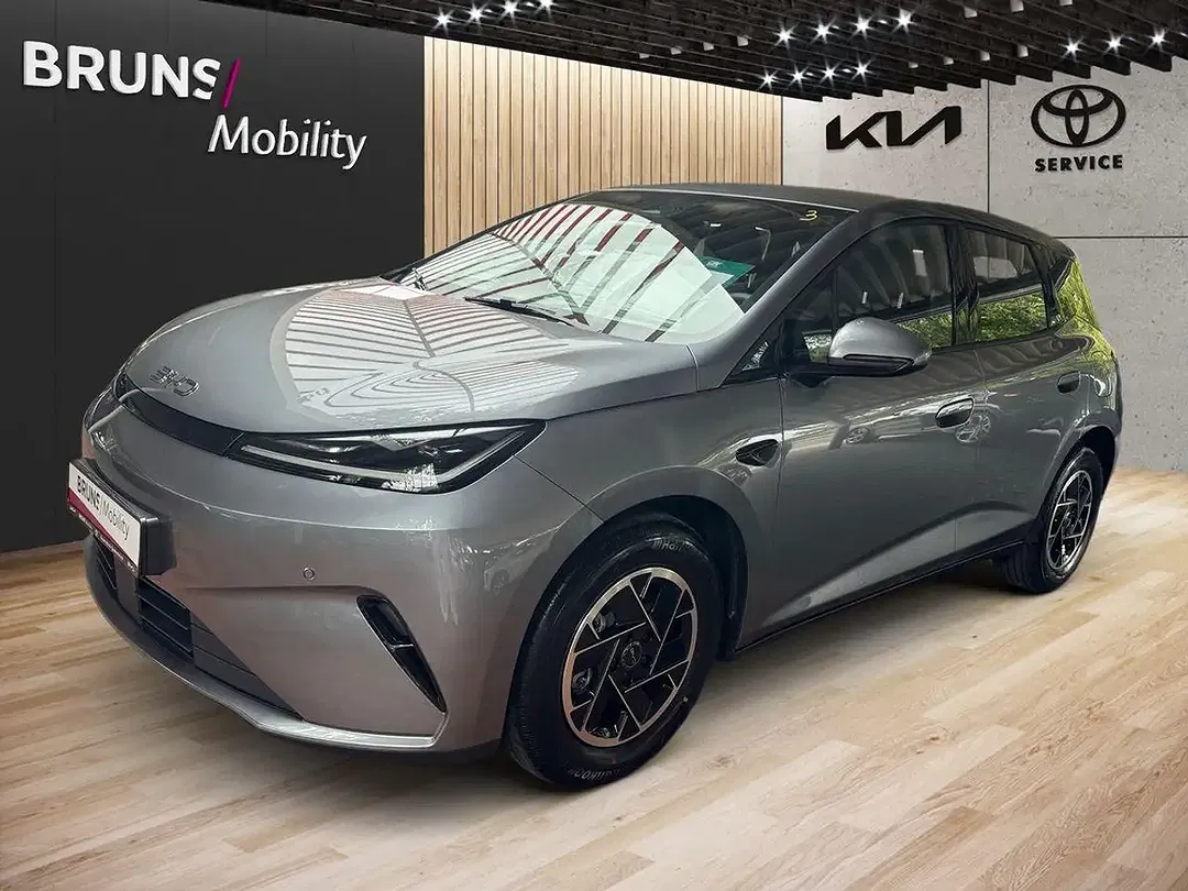 BYD Dolphin 1.5 DM-i PHEV Active - foto 2