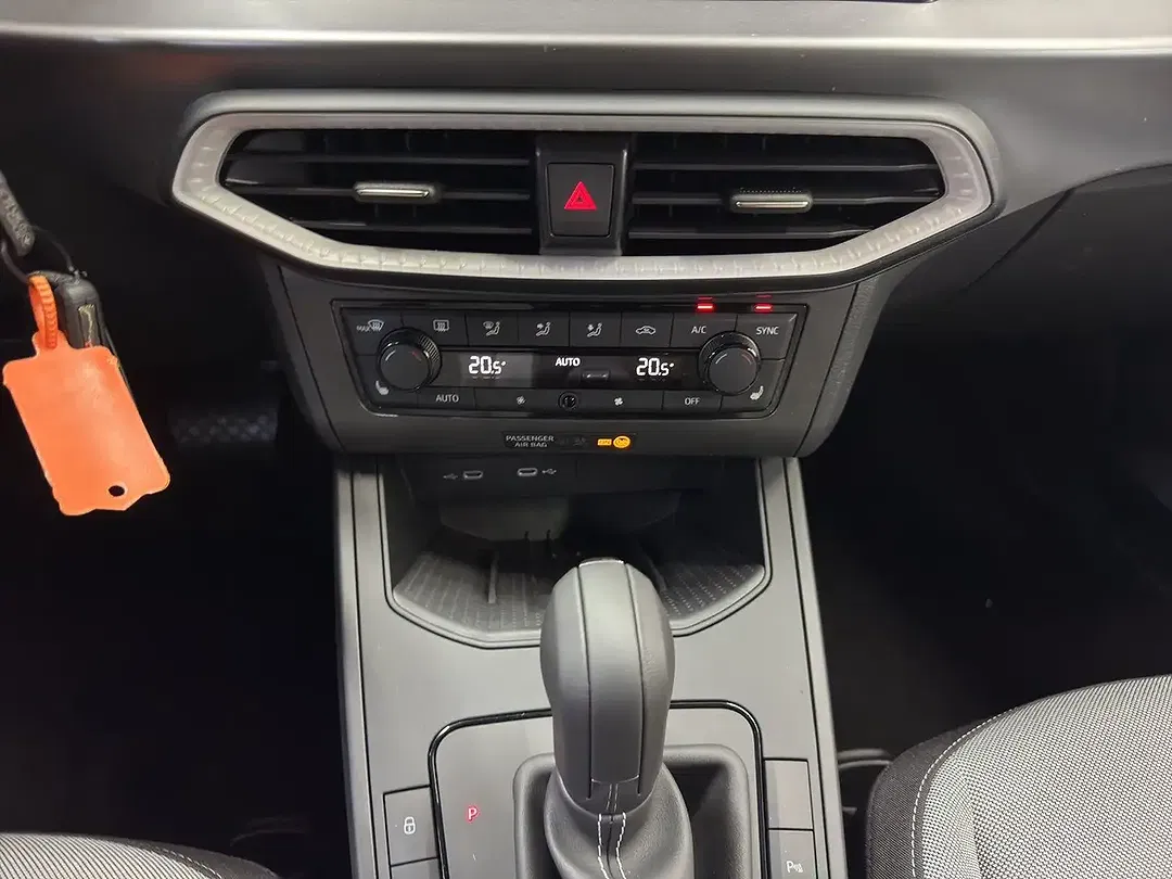 SEAT Ibiza 1.0 TSI DSG FR - Thumbnail 5