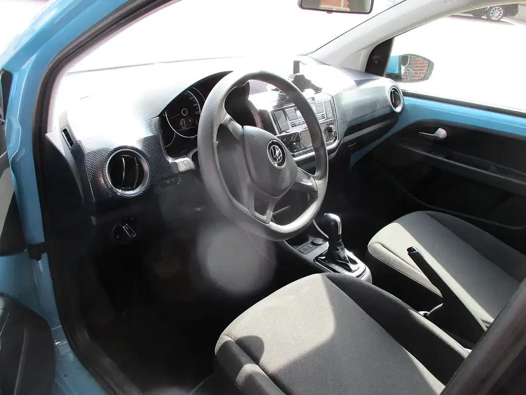 Volkswagen up! - Thumbnail 4