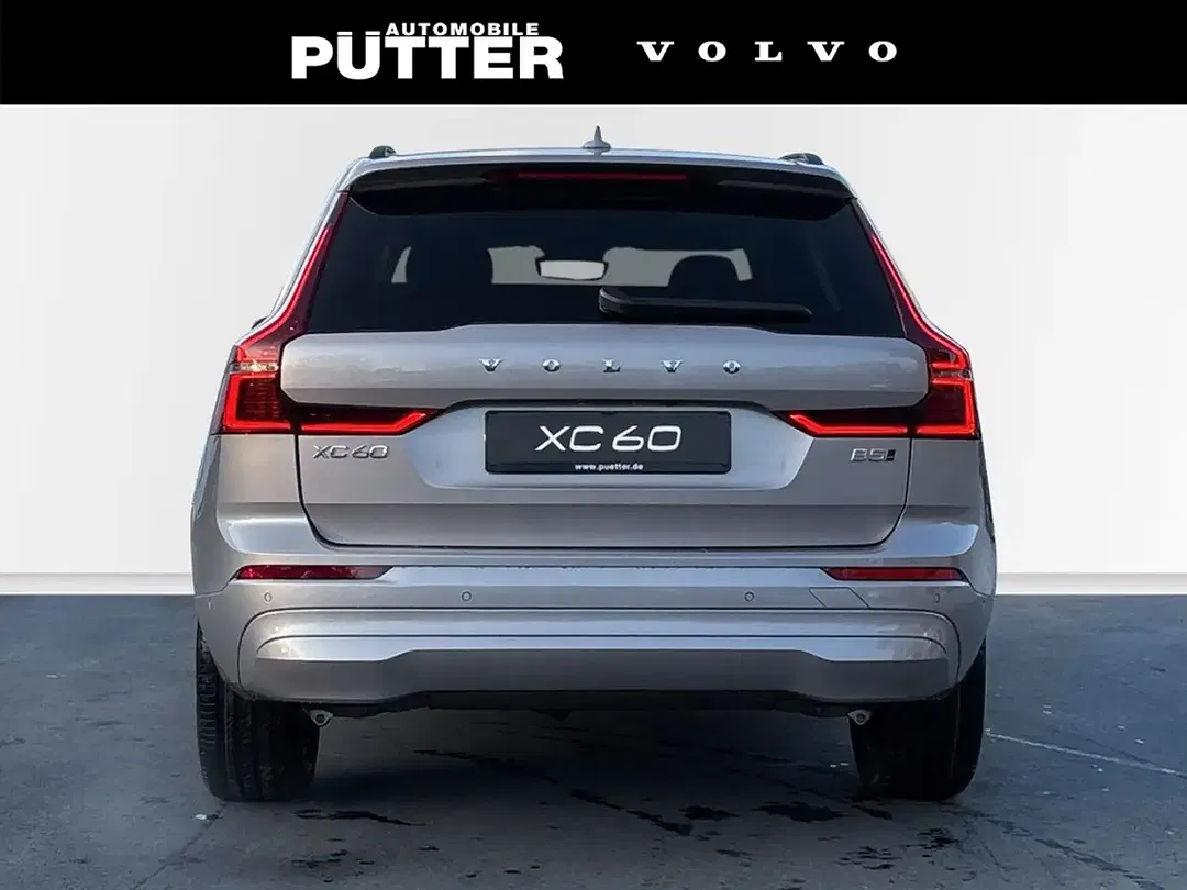 Volvo XC60 B5 AWD Core - Thumbnail 7