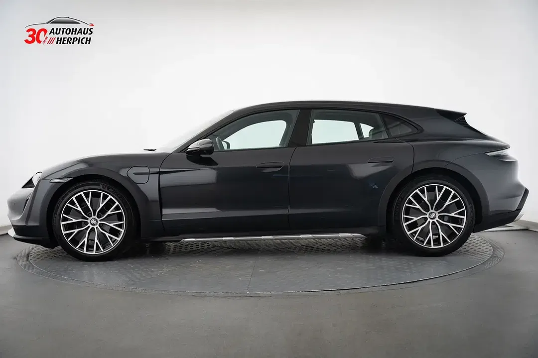 Porsche Taycan 4 Cross Turismo - foto 2