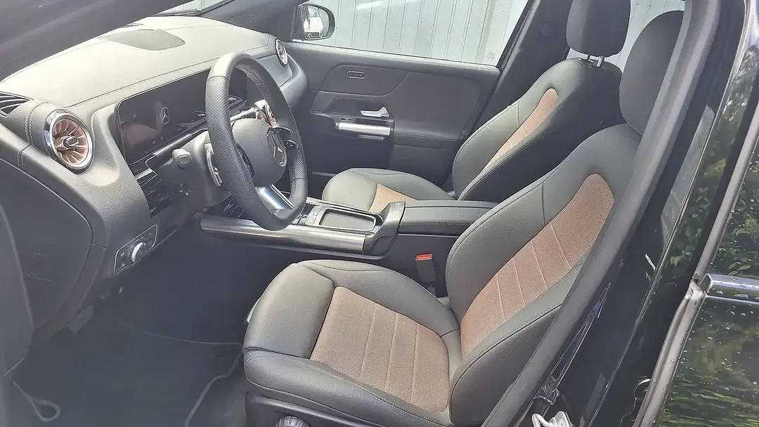 Mercedes-Benz EQA 250 - Thumbnail 12