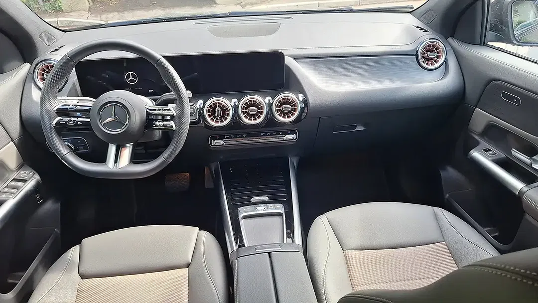 Mercedes-Benz EQA 250 - Thumbnail 13