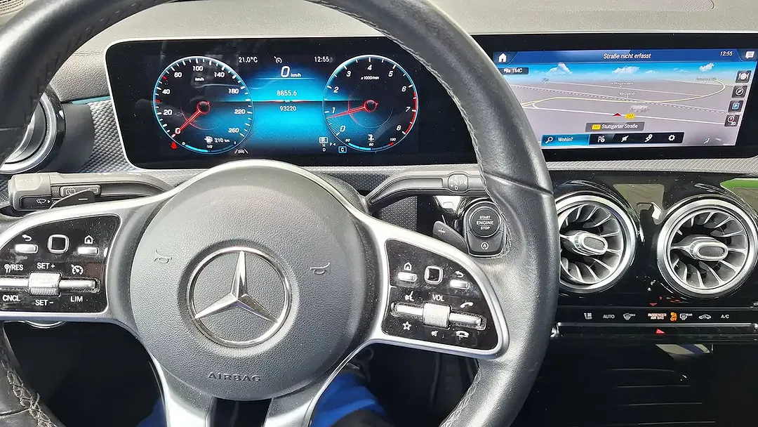 Mercedes-Benz EQA 250 - Thumbnail 8