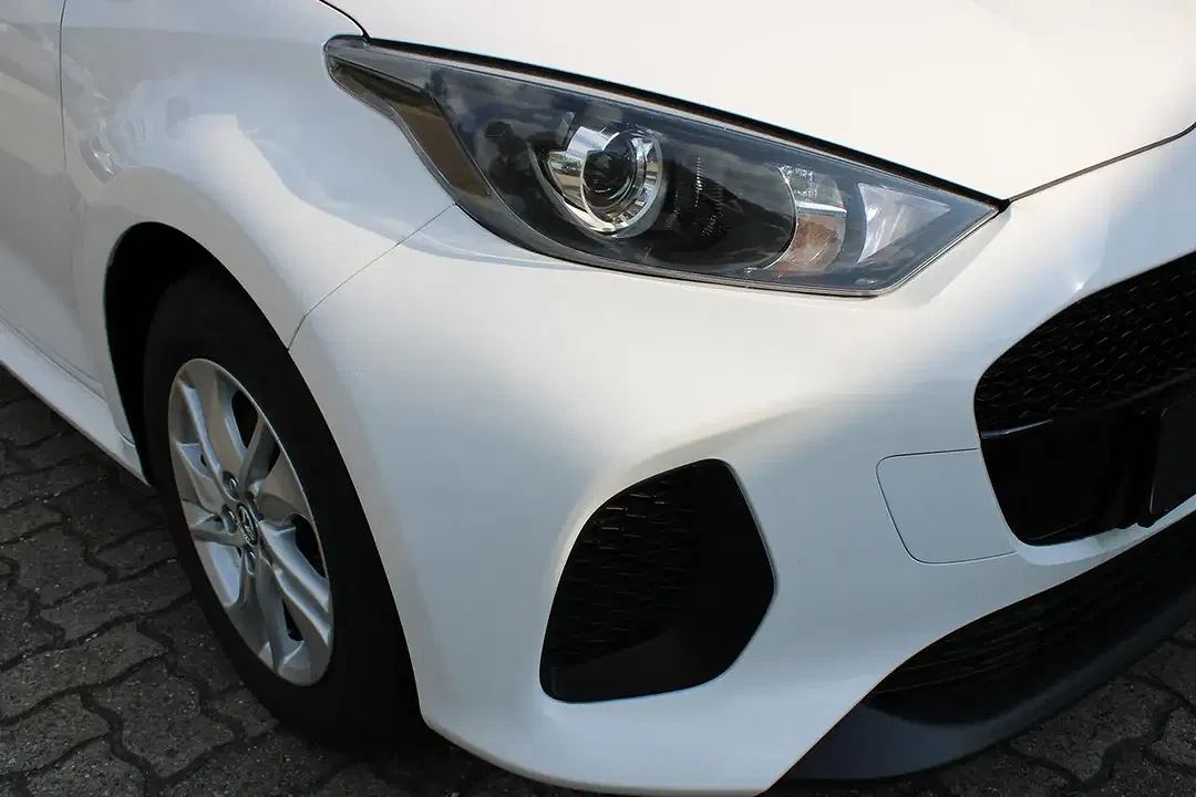 Mazda 2 Hybrid - Thumbnail 7