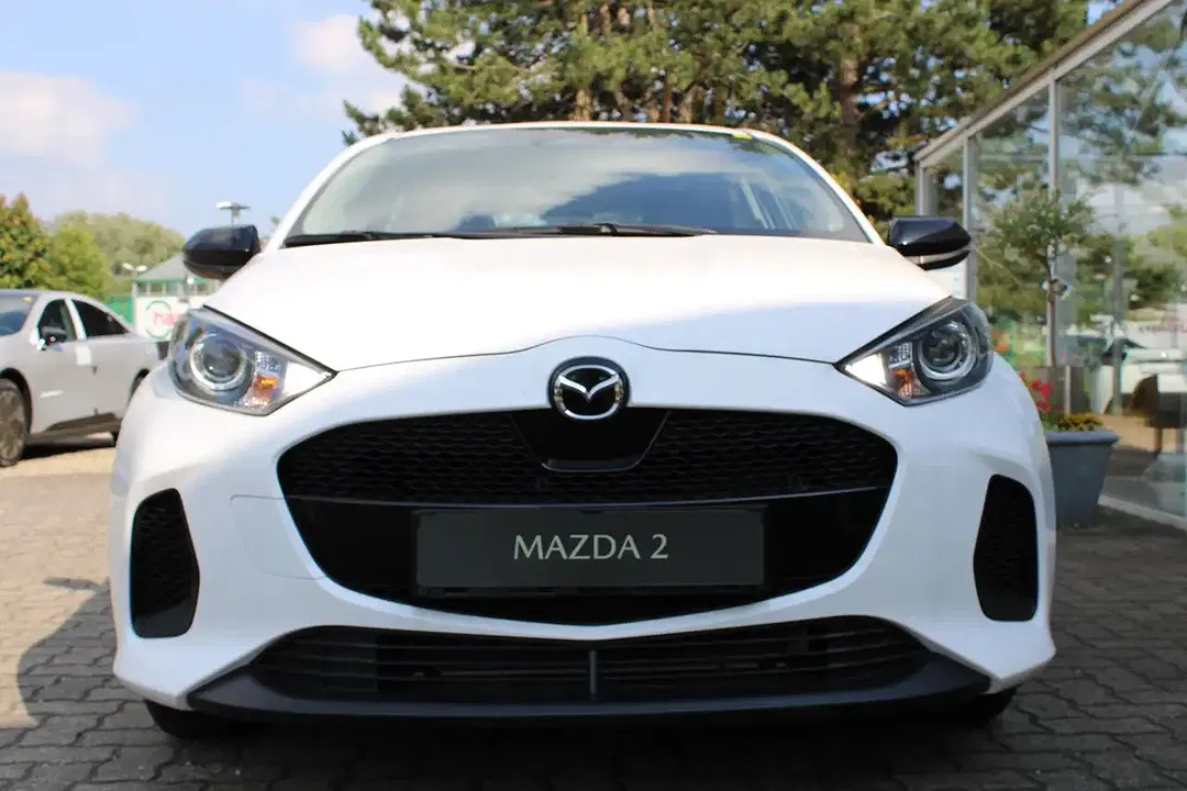 Mazda 2 Hybrid - Thumbnail 8