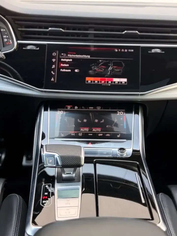 Audi SQ7 4.0 TFSI quattro Matrix LED - Thumbnail 28