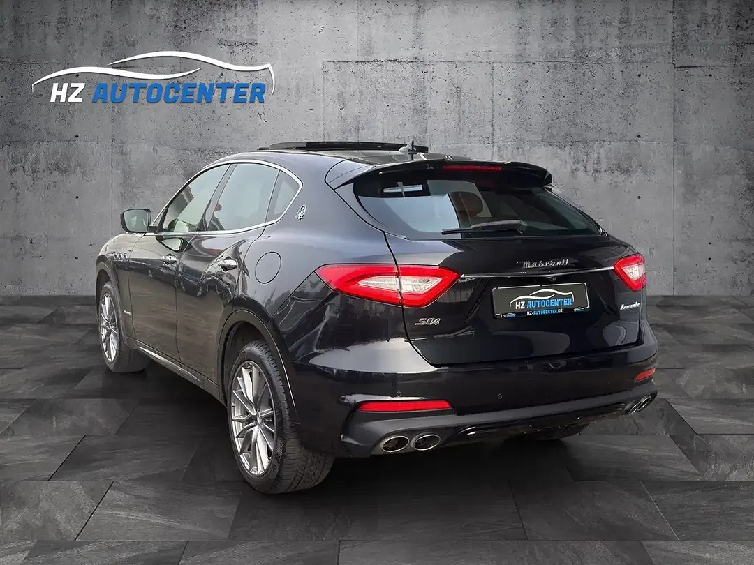 Maserati Levante Q4 S GranSport - Thumbnail 5