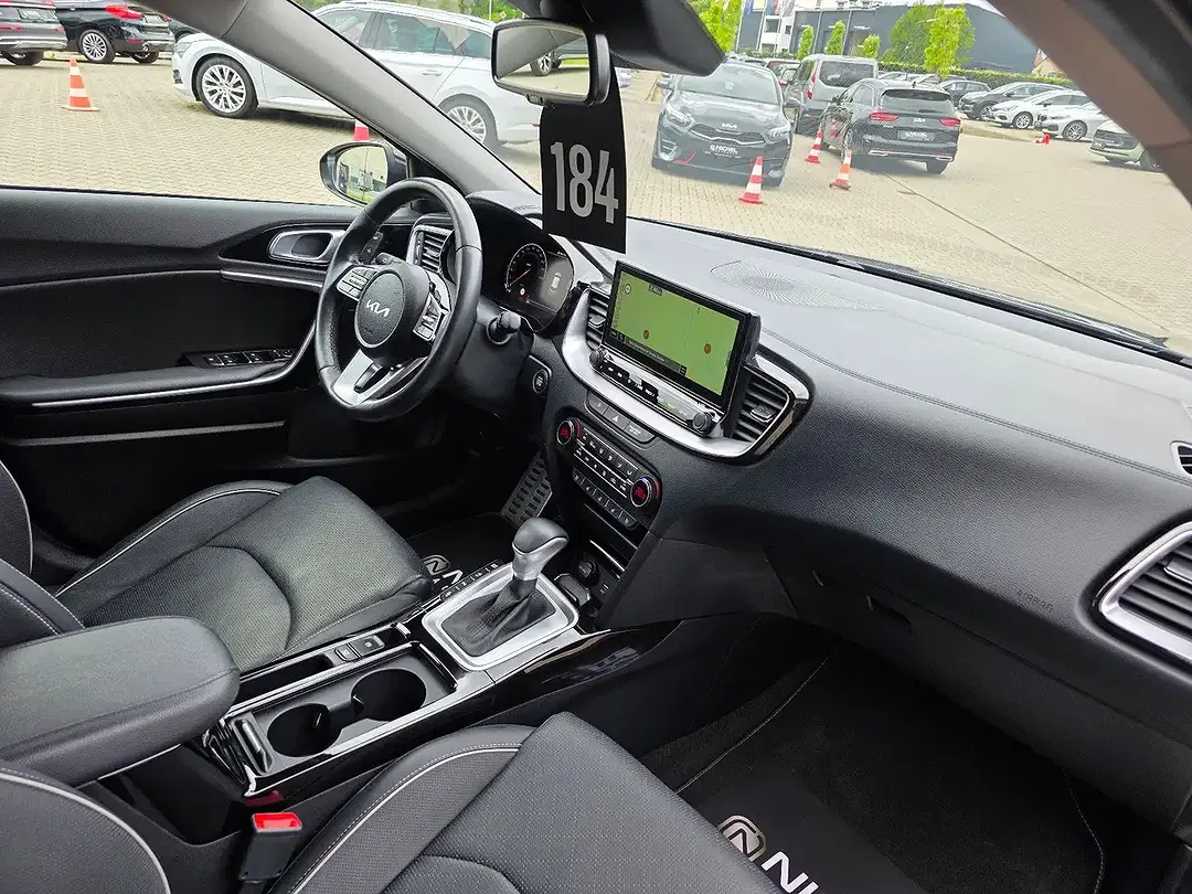 Kia XCeed Platinum - Thumbnail 18