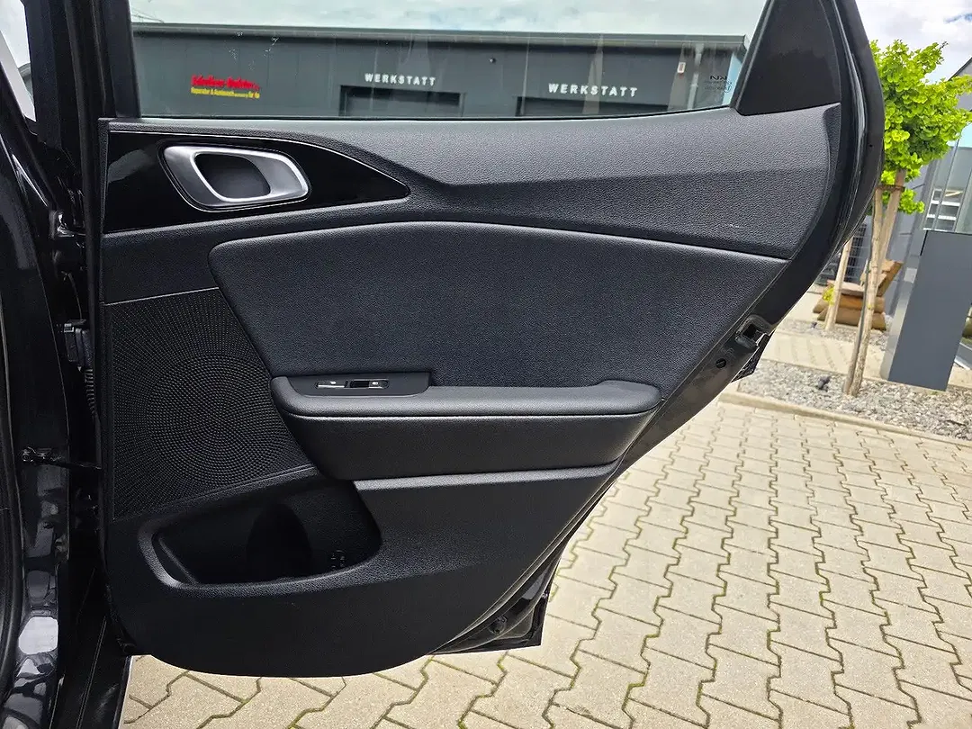Kia XCeed Platinum - Thumbnail 23