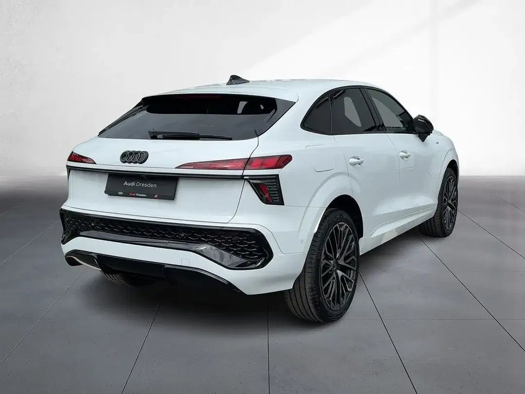 Audi Q3 TFSI S tronic - foto 2