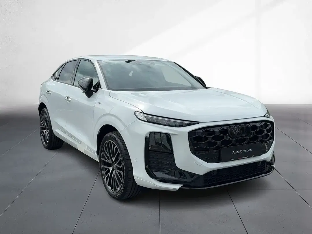 Audi Q3 TFSI S tronic - Thumbnail 3