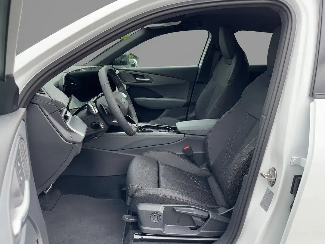 Audi Q3 TFSI S tronic - Thumbnail 5