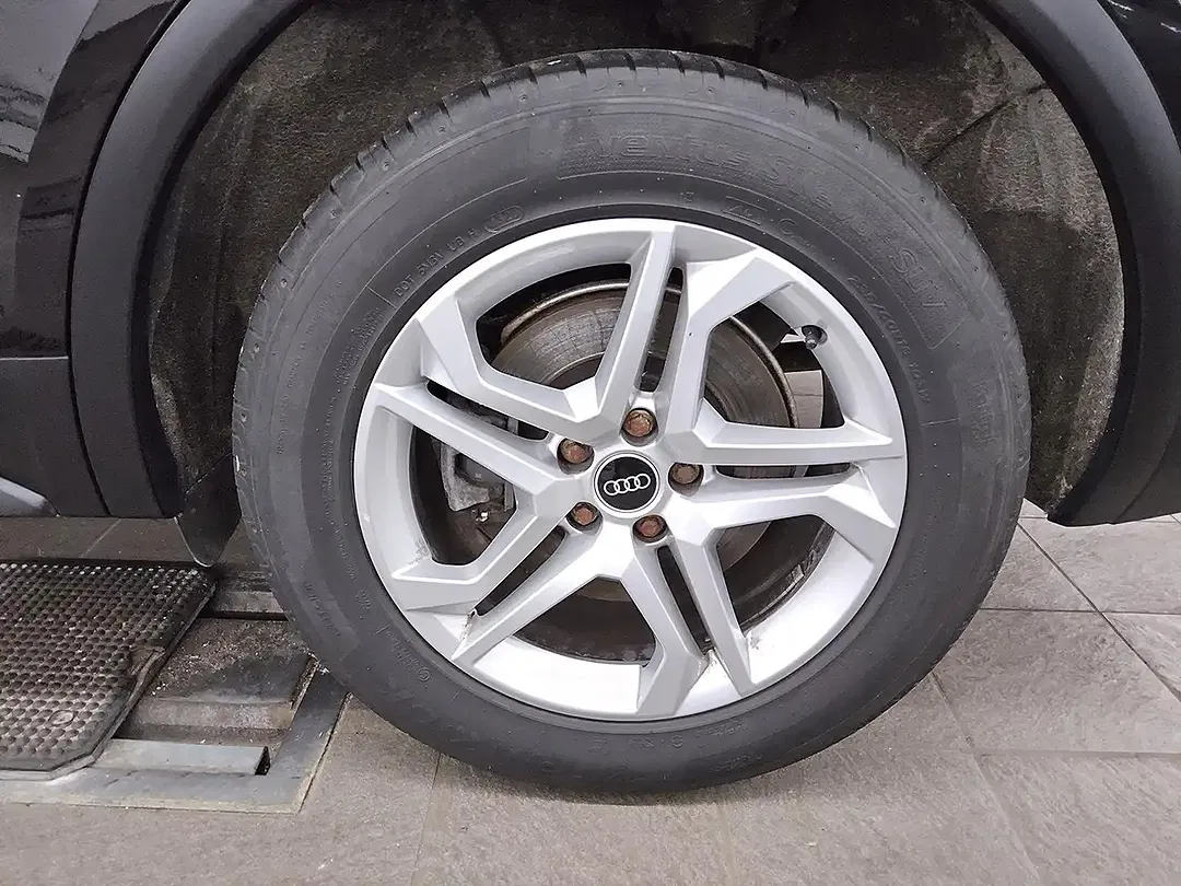 Audi Q5 50 TFSI e quattro - Thumbnail 11