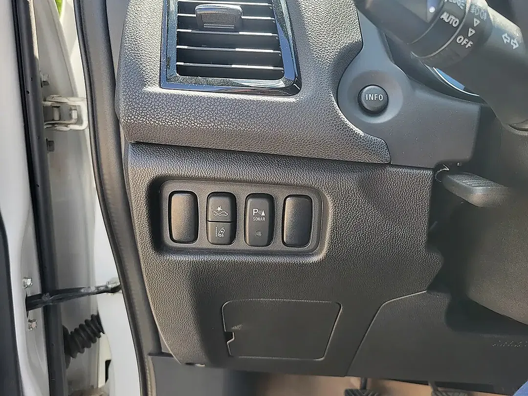 Mitsubishi ASX 2.0 MIVEC Invite - Thumbnail 13