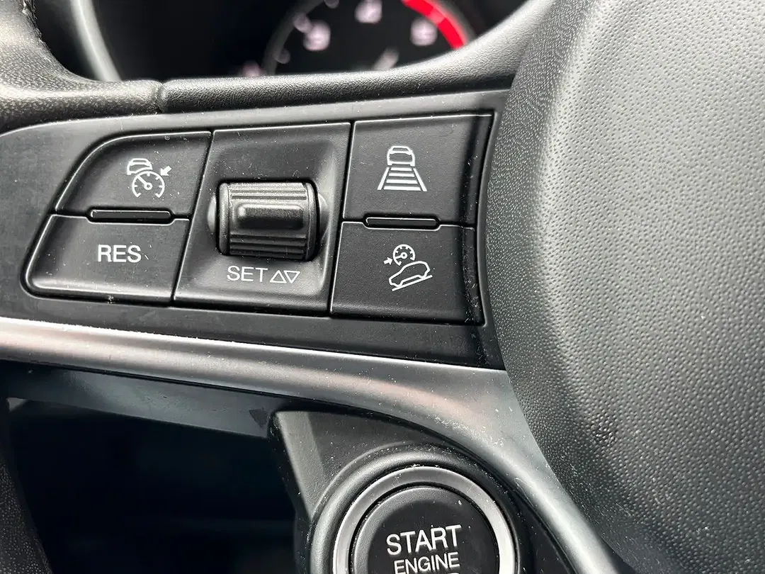 Alfa Romeo Stelvio Business - Thumbnail 14
