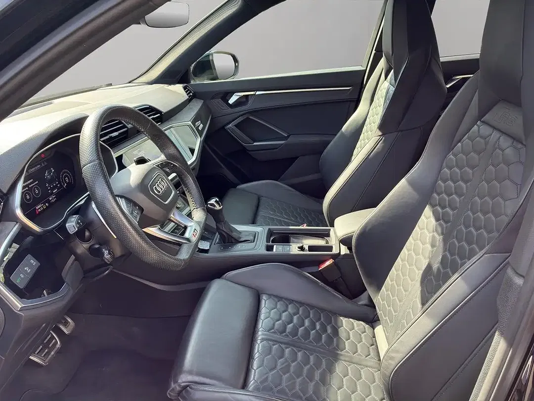 Audi RS Q3 2.5 TFSI quattro Matrix LED S line - Thumbnail 11