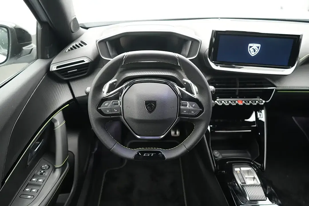 Peugeot 2008 130 PureTech GT - Thumbnail 3