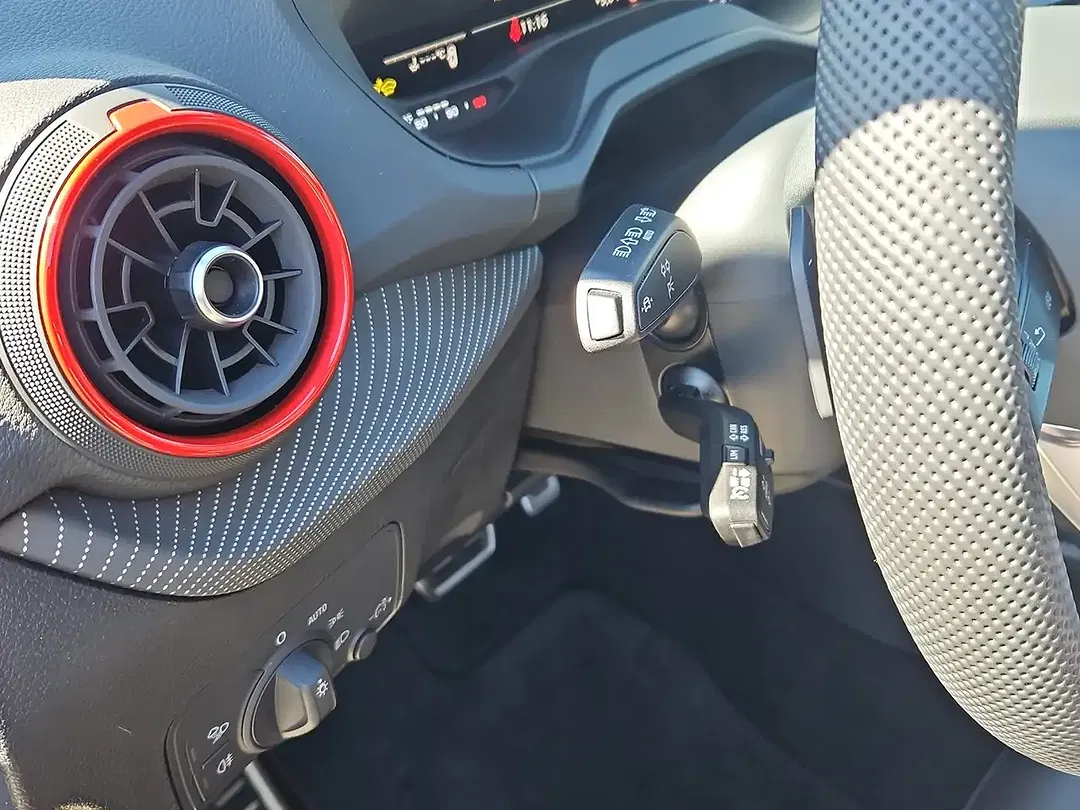 Audi SQ2 TFSI S tronic quattro Matrix LED - foto 14