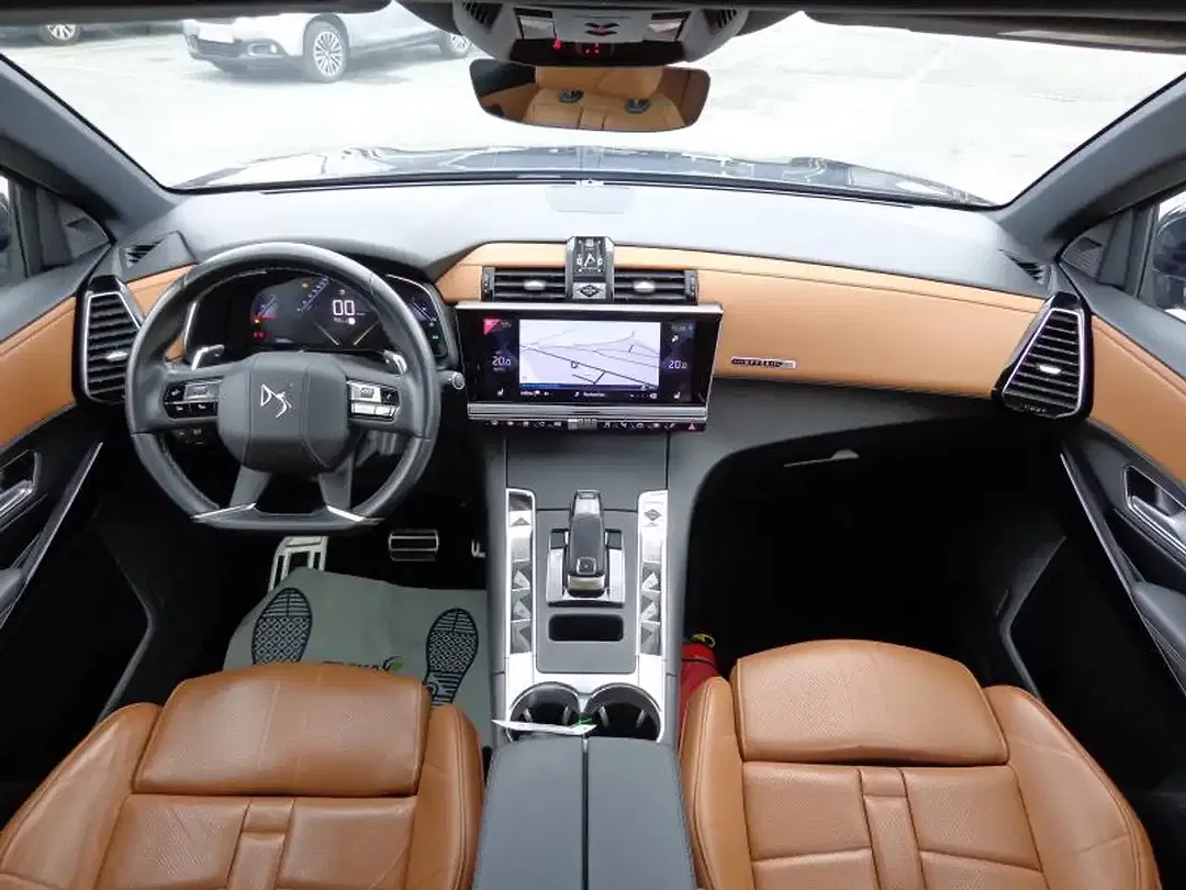 DS Automobiles DS 7 Crossback - foto 2