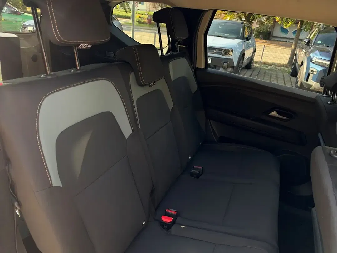Dacia Jogger Hybrid Extreme - Thumbnail 11