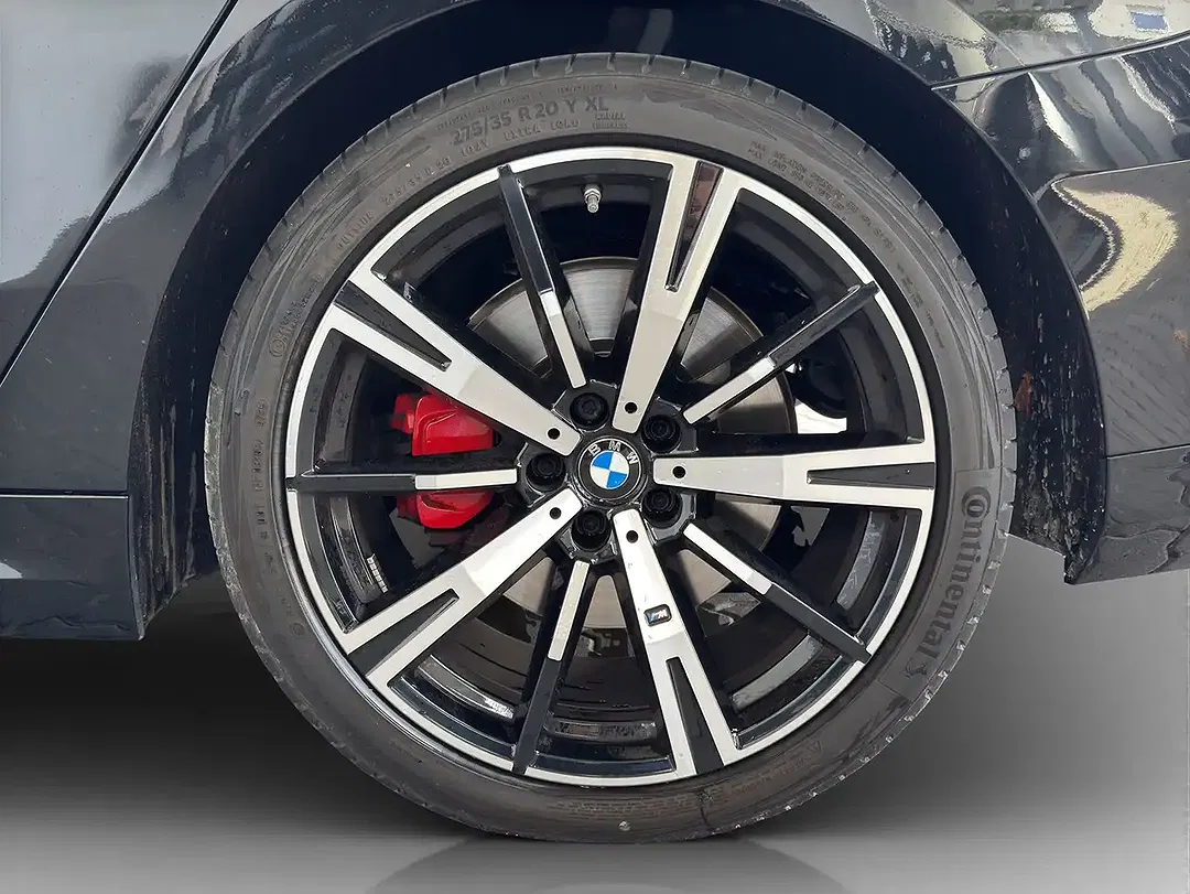 BMW 540 xDrive Touring M Sport Pro - Thumbnail 11