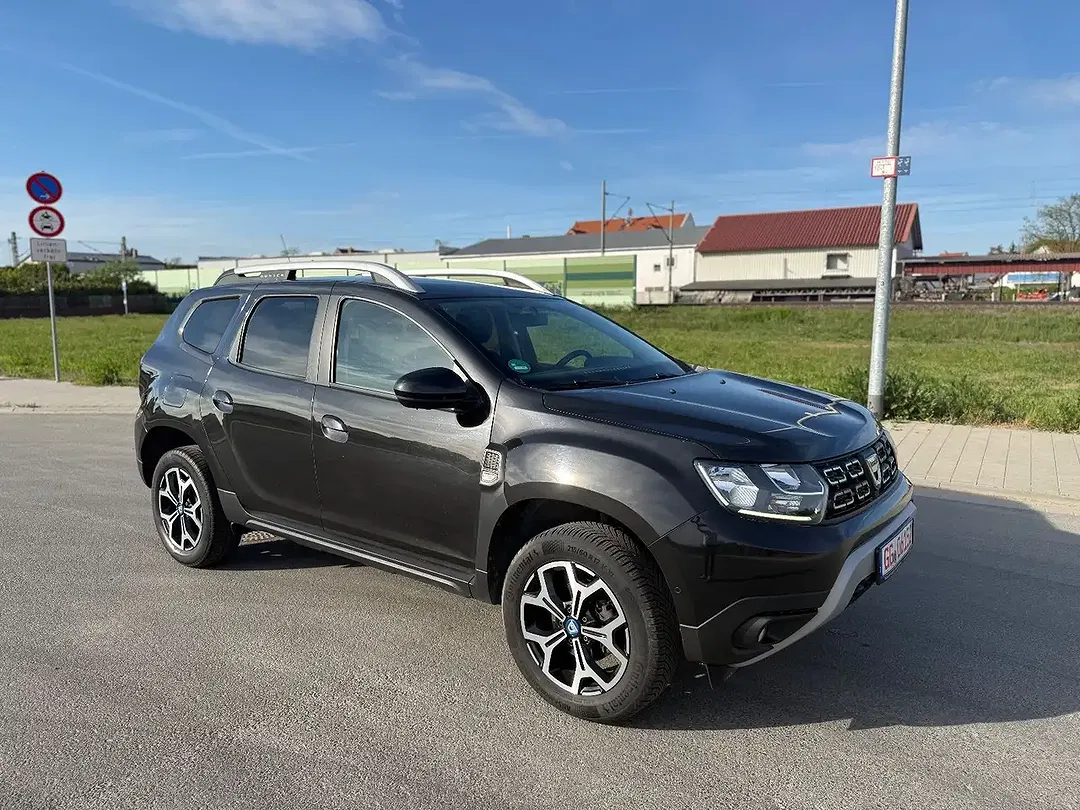 Dacia Duster Celebration - foto 2