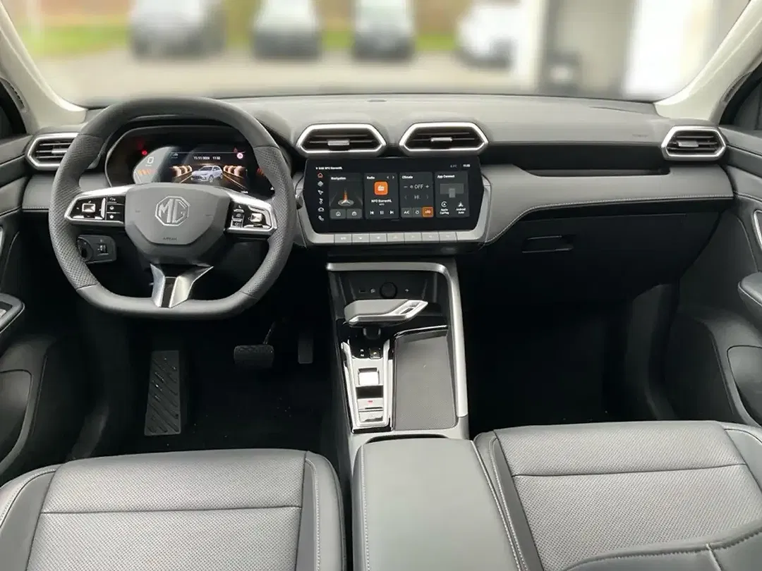 MG ZS Hybrid+ Luxury - Thumbnail 12