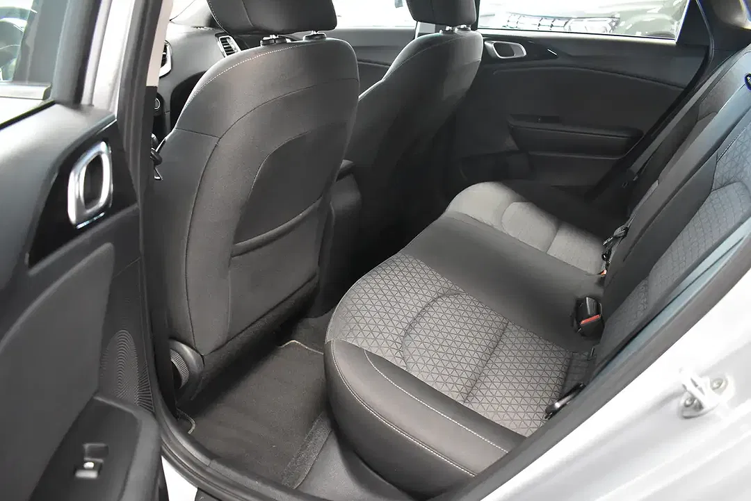 Kia Ceed SW / cee'd SW 1.6 CRDi Vision - foto 15